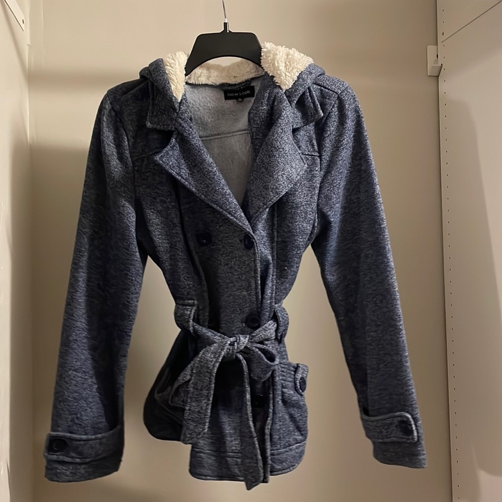 Winter jackets, sweater and hoodie!! TOTAL OF 4 ITEMS